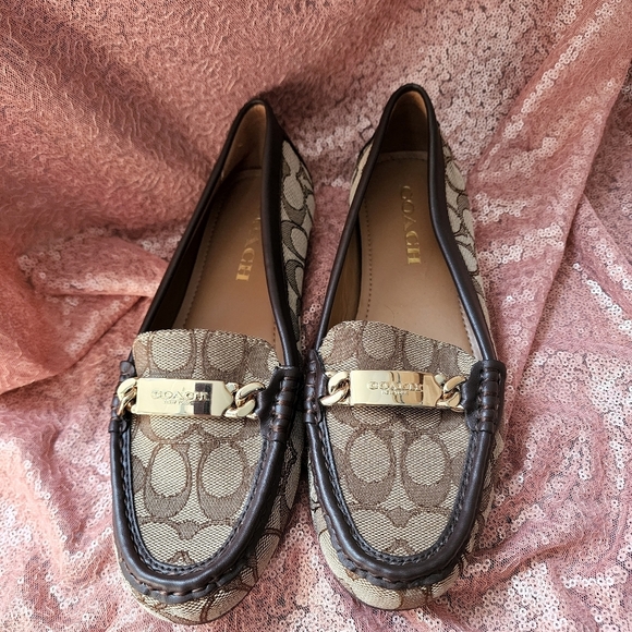 Coach Olive Loafers - Picture 2 of 7